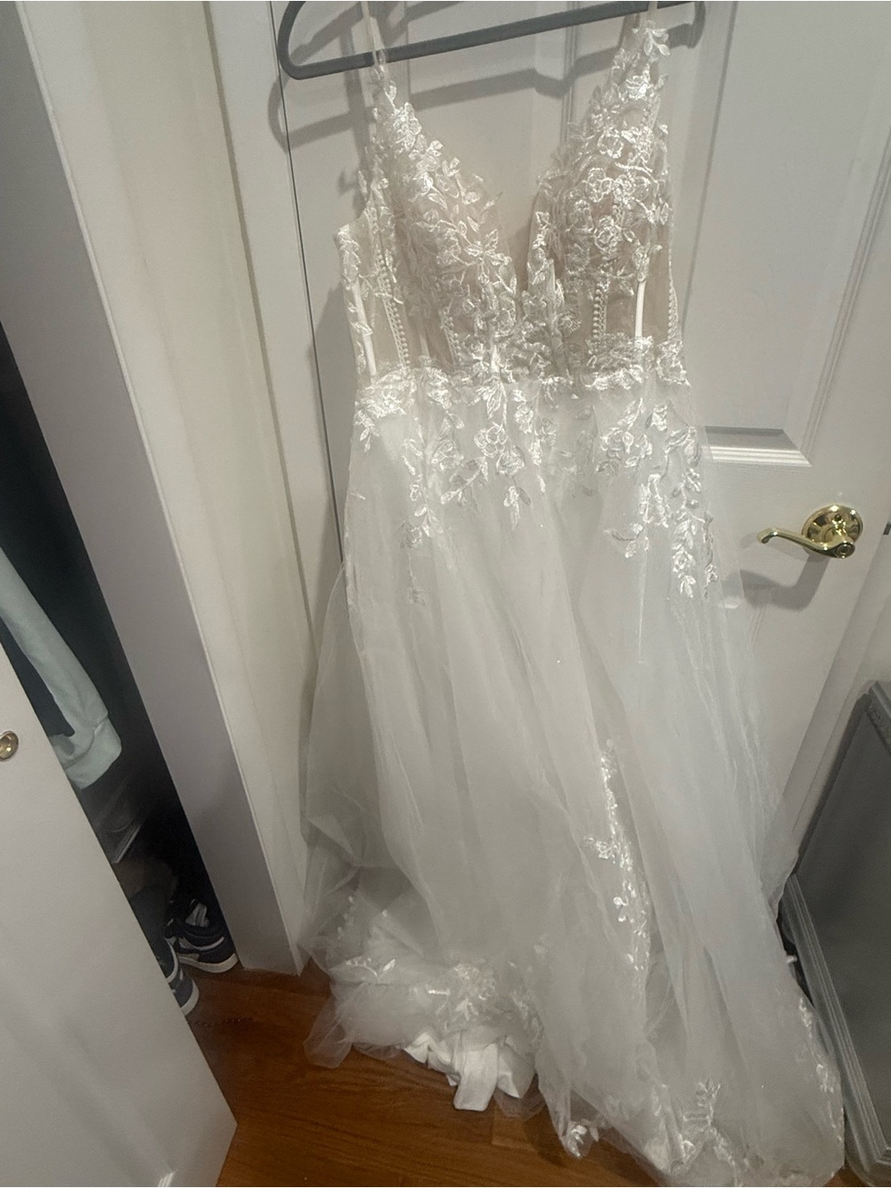 Sparkly wedding dress size 18w